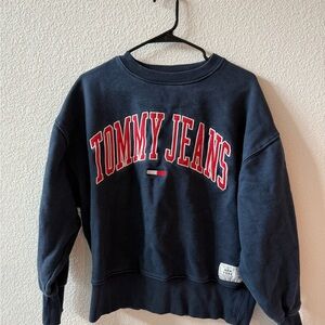 Tommy Hilfiger Navy Sweatshirt with Red Accents